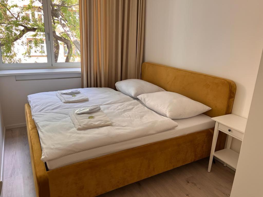 Skau Gajova Family Two Bedroom Apartment With A Terrace Free Parking Bratislava Eksteriør bilde